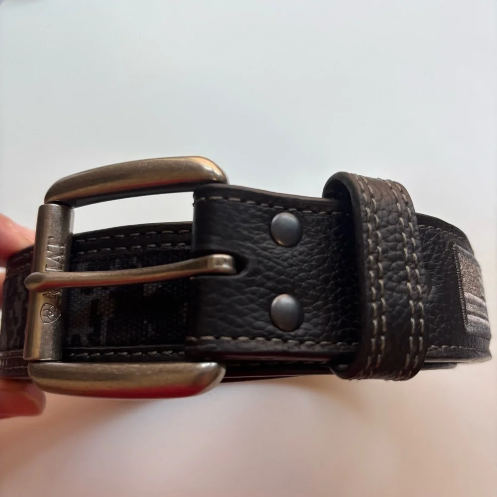 Ariat men’s digital camouflage patriotic flag genuine leather belt size 44